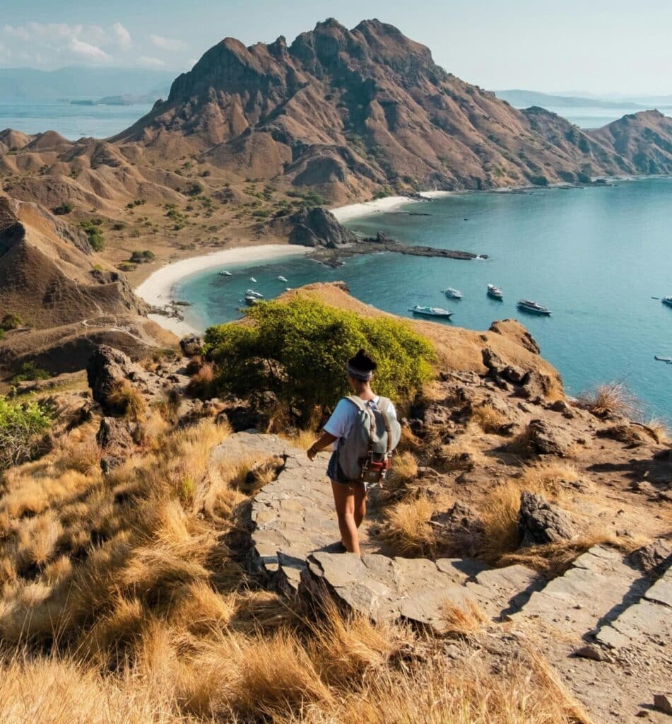 Padar Trekking