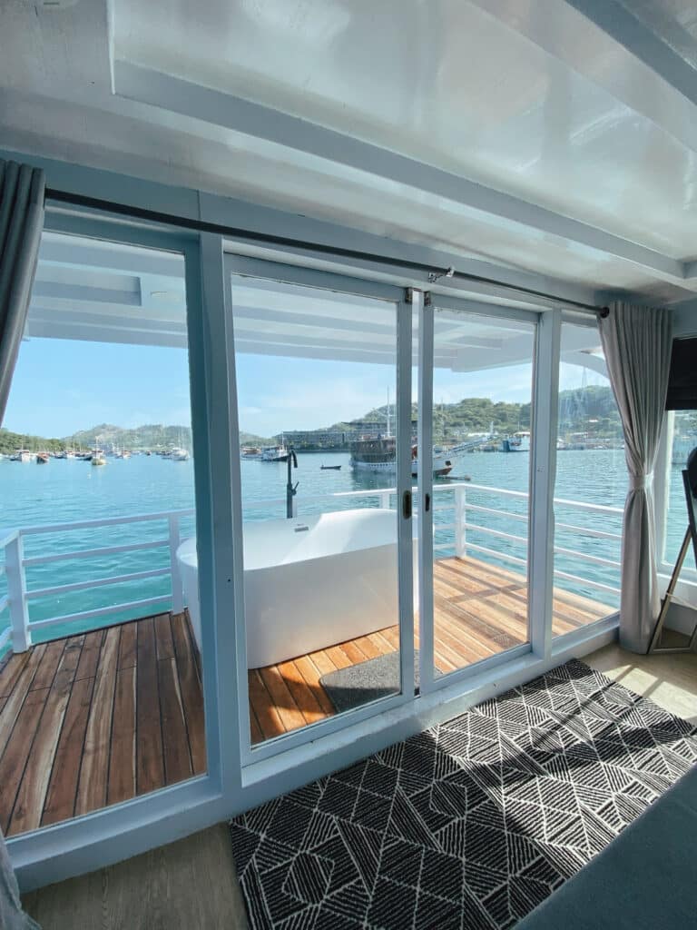 Created with RNI Films app. Profile 'Agfacolor 50's'